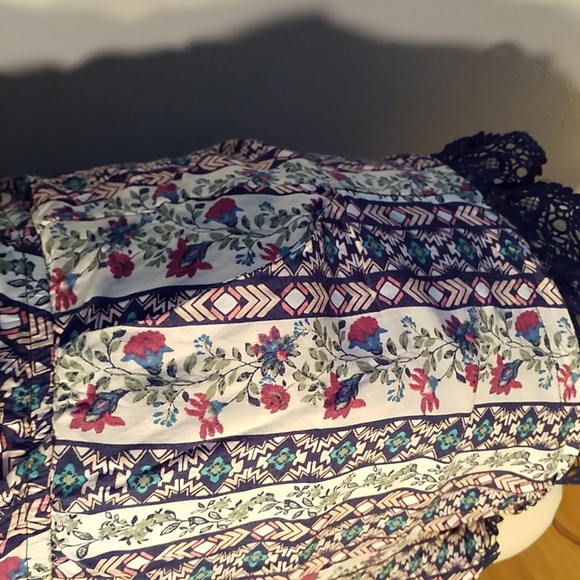 Iris ROMPER S Navy Floral with Navy LACE undershort - Picture 3 of 7